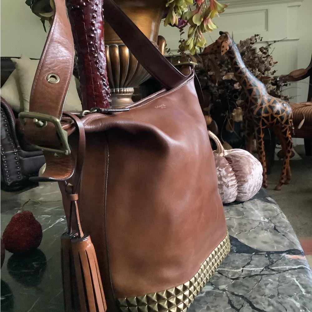 Authentic coach legacy studded caramelized tan large leather duffle bag 14x12 - Picture 3 of 8